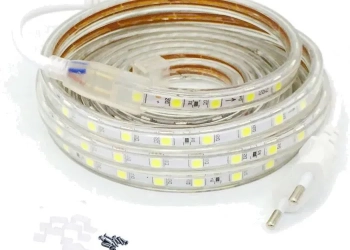 Ruban LED RBG 220V 10MM 8W ETANCHE